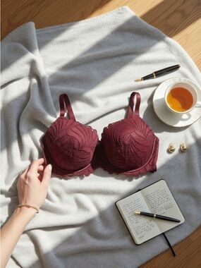 Deese Lingerie Burgundy Lace‎ Underwire Bra 40H Sexy Supportive Full Coverage